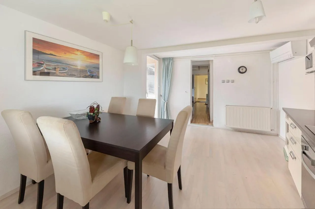 Apartment Vizmarje Ljubljana