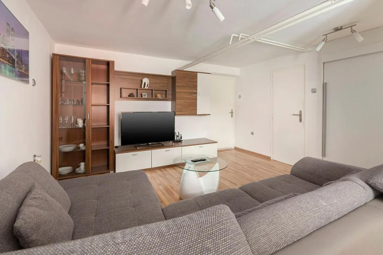 Apartment Vizmarje Ljubljana